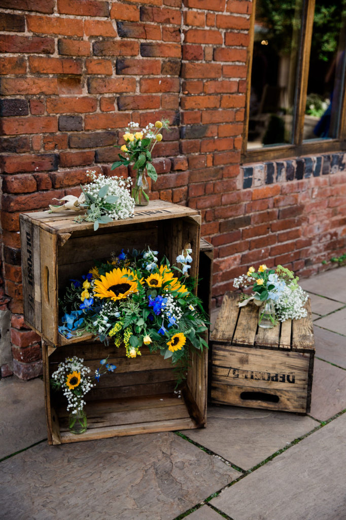 yellow and blue wedding decor